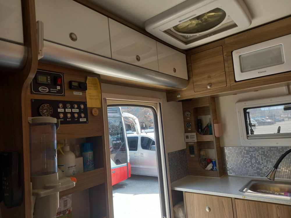 포터캠핑카 이미지