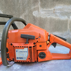 허스크바나 246XP 엔진톱 이미지