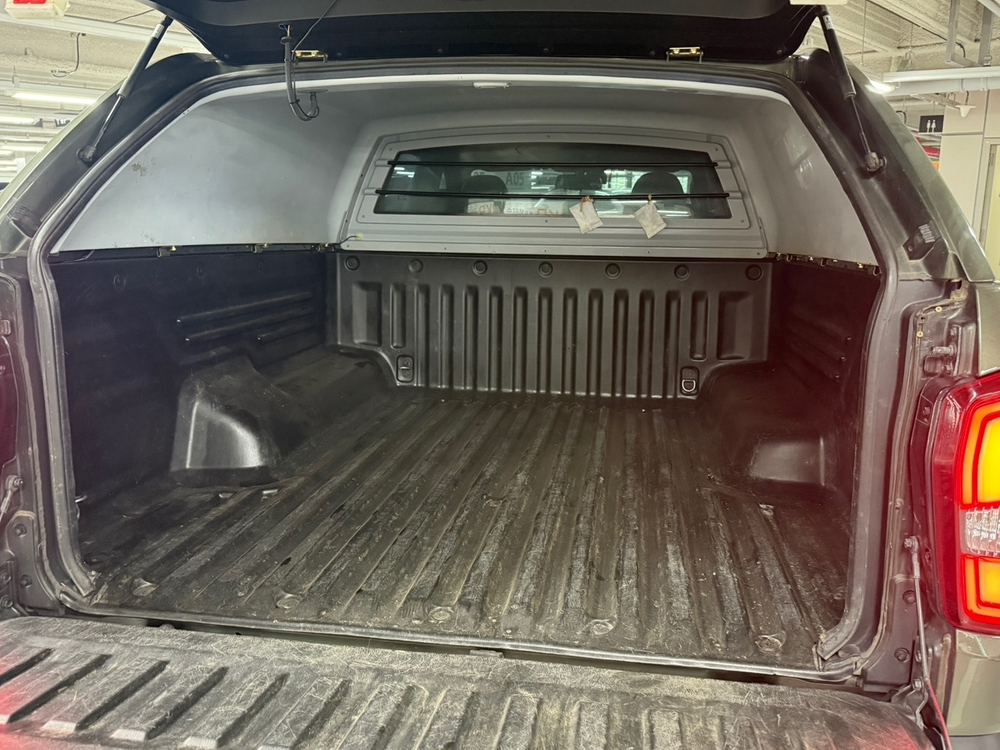 더 뉴 렉스턴 스포츠 칸디젤 2.2 4WD 쿨멘 노블레스 24년01월 66474km 완전무사고 하드탑장착 입니다. 이미지