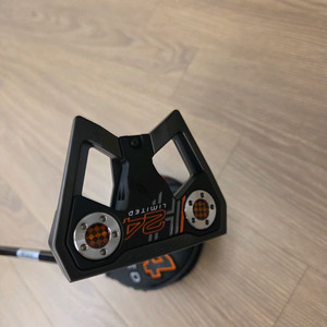 (정품)스카티카메론 H24 홀리데이 리미티드 LTD 팬텀 9.2 퍼터 이미지