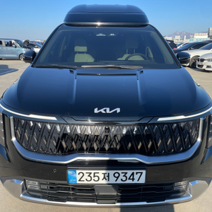 더 뉴 카니발 4세대 가솔린 9인승 하이리무진 시그니처 24년08월 25년형 37405km 완전무사고 풀옵션입니다. 이미지