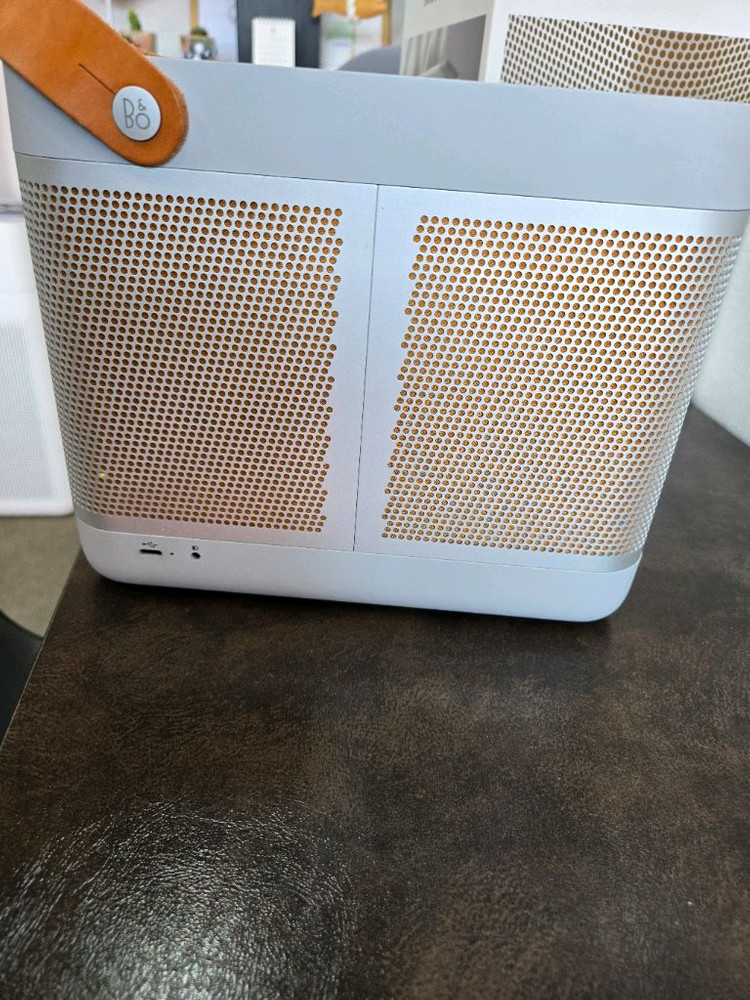 포터블 스피커 이미지