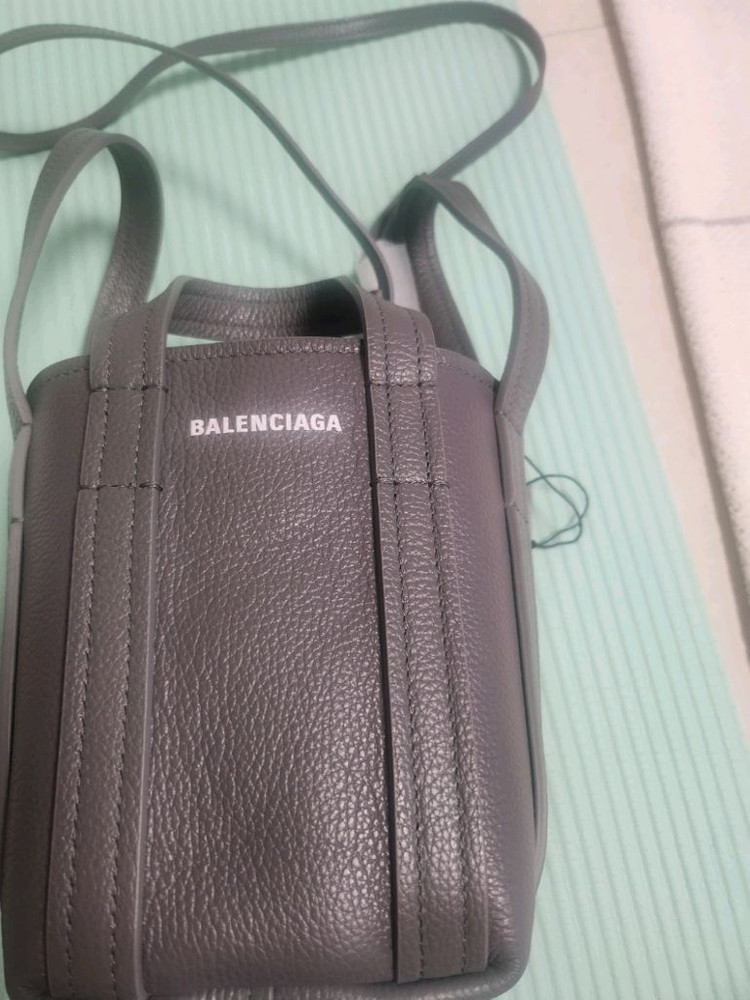 정품.새상품 발렌시아가 에브리데이 토트백 미니 이미지