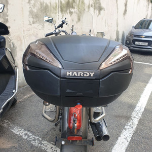 오토바이 탑박스 이미지