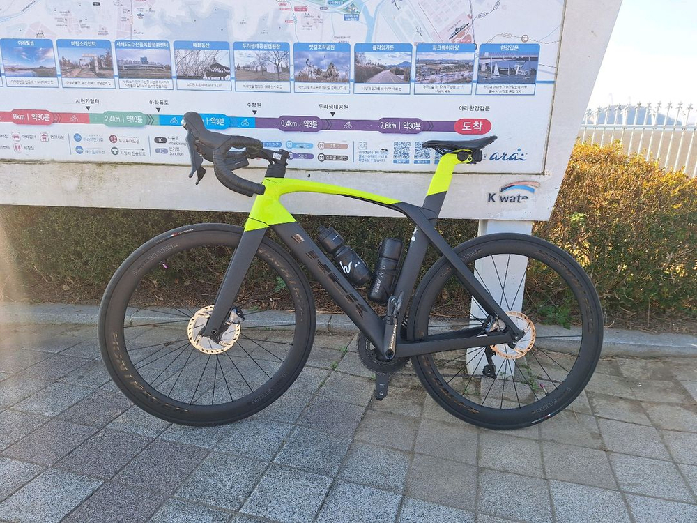 20년식 트렉마돈sl6 56사이즈 이미지