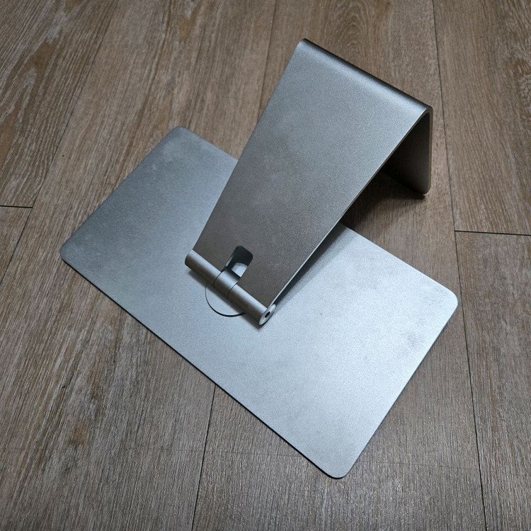 갤럭시 탭 플러스용 마그네틱 거치대 이미지