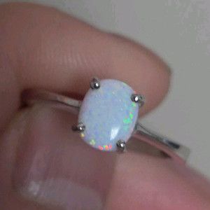 오팔 은반지 이미지