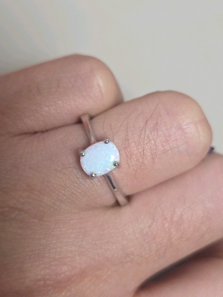 오팔 은반지 이미지