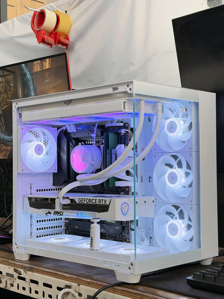 인기1위! RTX5060 8GB 사양모음 인기 게이밍 작업용 컴퓨터 조립데스크탑 이미지