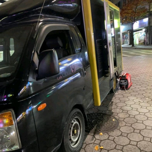 푸드트럭 판매 조리기구 이미지