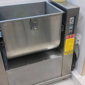 용마 업소용 반죽기 이미지