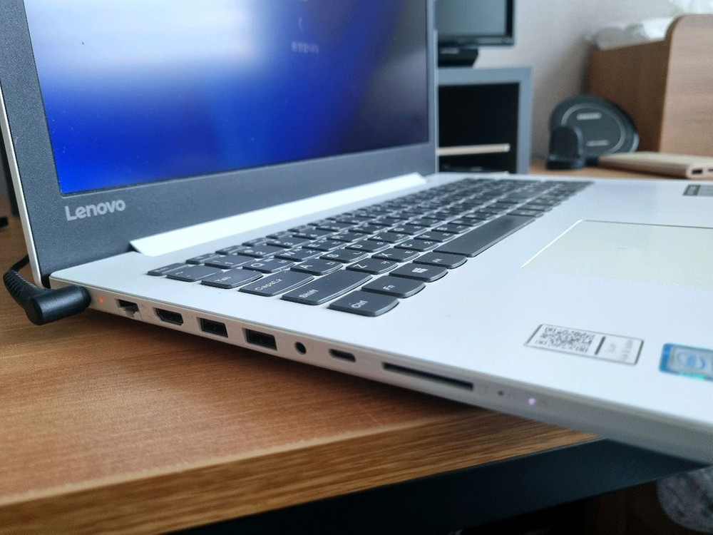 레노버 아이디어패드330-15IKB i5-8세대 이미지