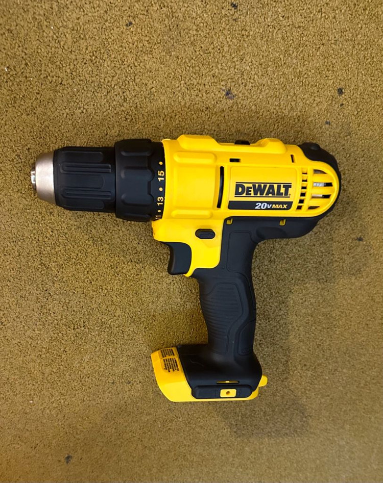 디월트 무선드릴 전동드릴 이미지