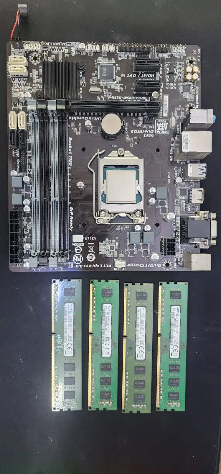 I5-4460+DDR3 32G(8G X 4)+기가바이트B85M보드 판매합니다. 이미지