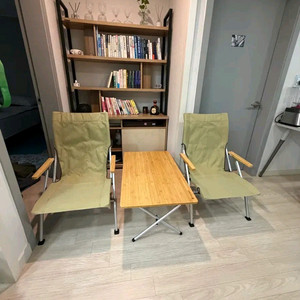 스노우피크 로우체어30 카키 & 원액션 로우 테이블 이미지