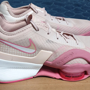 나이키 에어줌 슈퍼랩3 경량매쉬 런닝화 피치 핑크 (245) 이미지