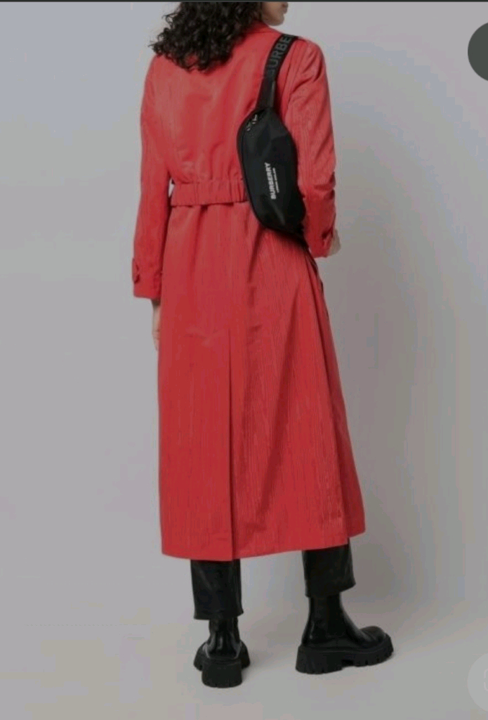 버버리 힙색 벨트백크로스백숄더백테수토호보백가방백팩구찌루이비통디올샤넬생로랑셀린느에르메스버버리로로피아나델보 이미지