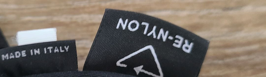 프라다 벨트백 힙색크로스백숄더백테수토호보백가방백팩구찌루이비통디올샤넬생로랑셀린느에르메스버버리로로피아나델보 이미지