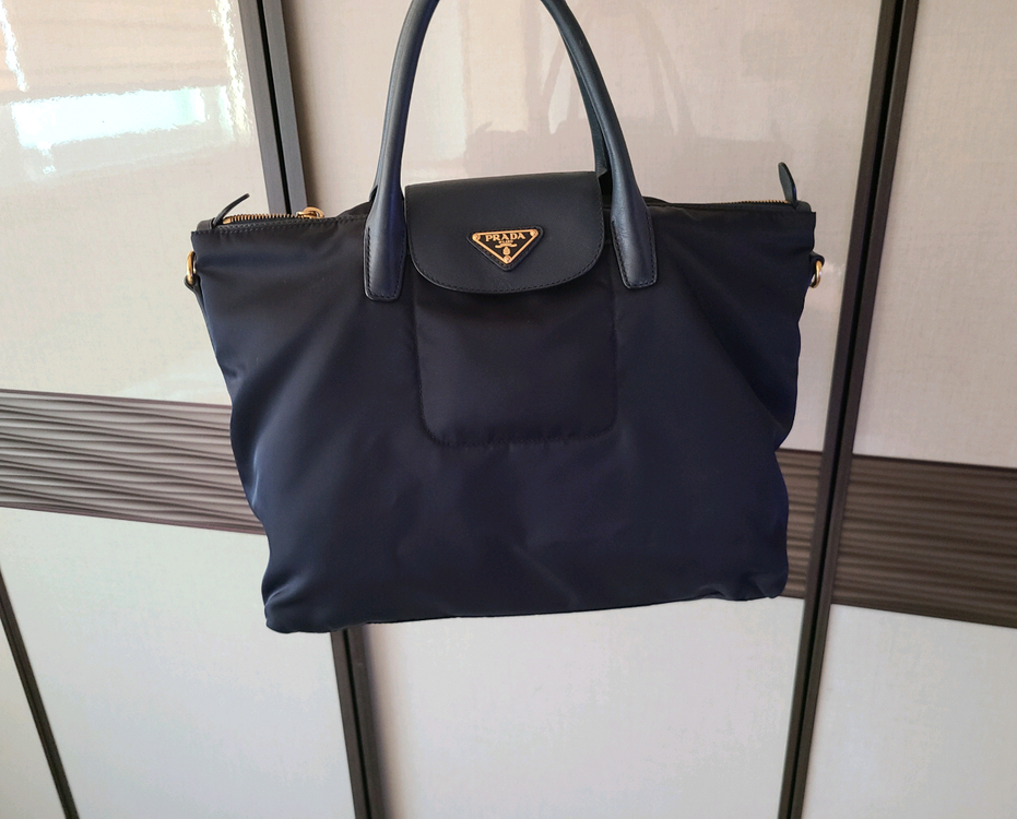 프라다 사피아노 크로스백숄더백사피아노럭스미니테수토호보버킷복조리 구찌루이비통발렌시아가디올셀린느샤넬가방생로랑에르메 이미지