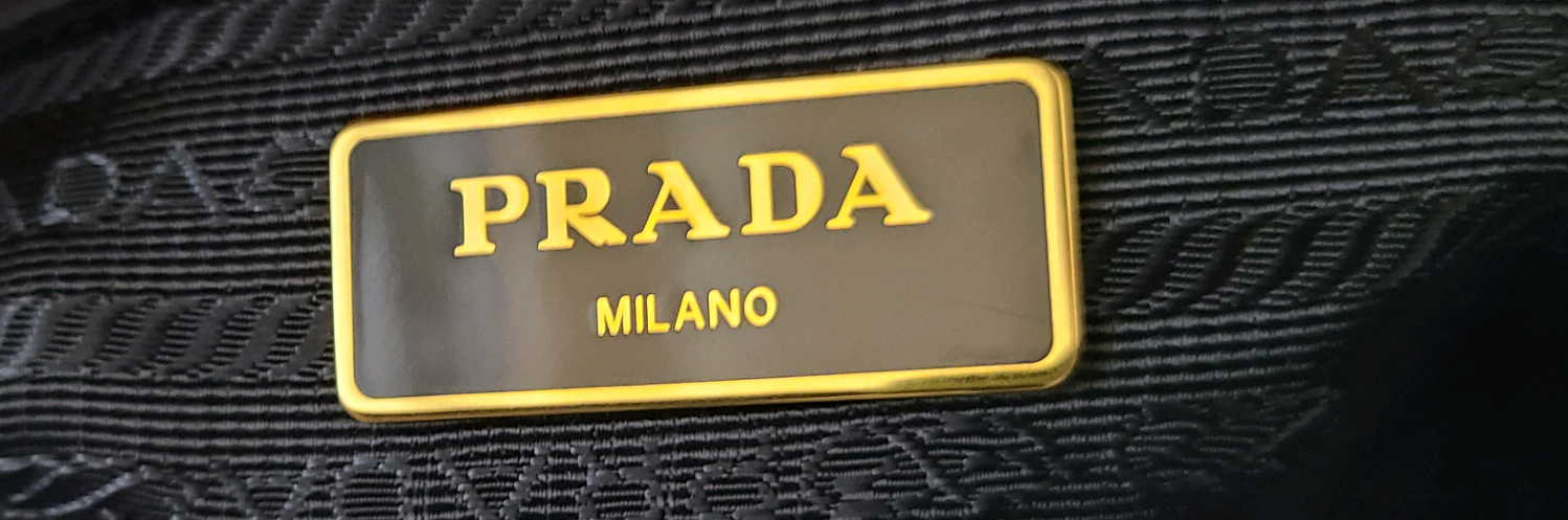 프라다 사피아노 크로스백숄더백사피아노럭스미니테수토호보버킷복조리 구찌루이비통발렌시아가디올셀린느샤넬가방생로랑에르메 이미지