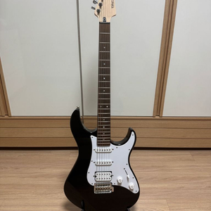 야마하 pacifica 112v 기타 + positive grid 스파크 고 앰프 팝니다 이미지