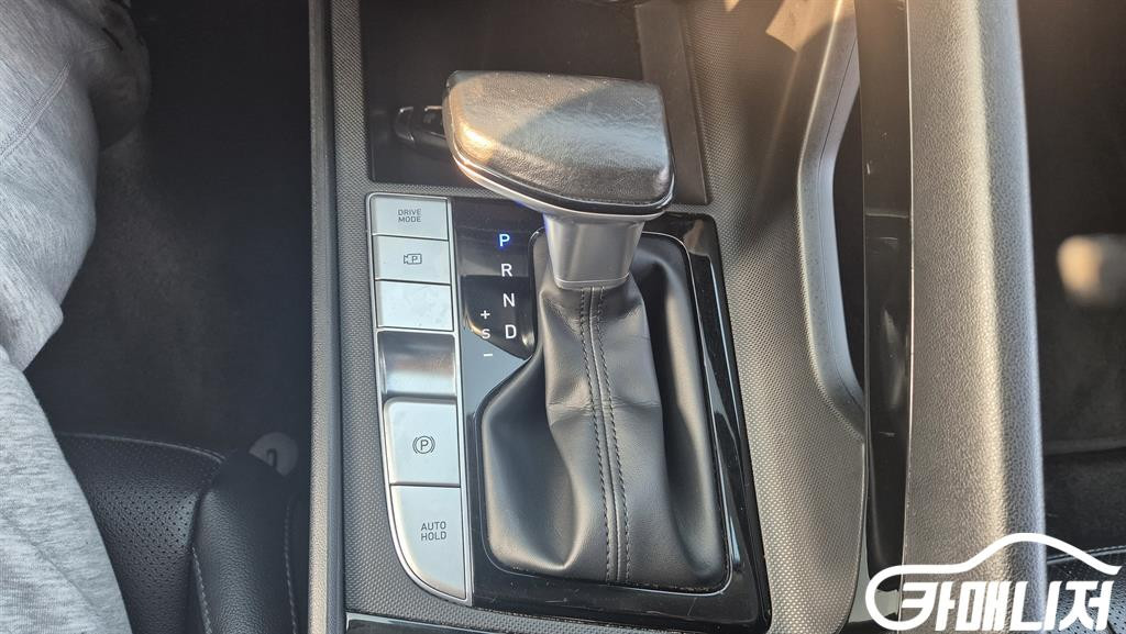 [현대]아반떼 (CN7) 1.6 LPI 모던 (5인승) #4월특가 이미지