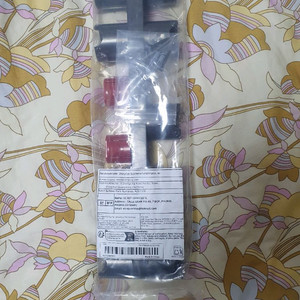 다이슨 청소기 거치대 및 액세서리 세트 이미지