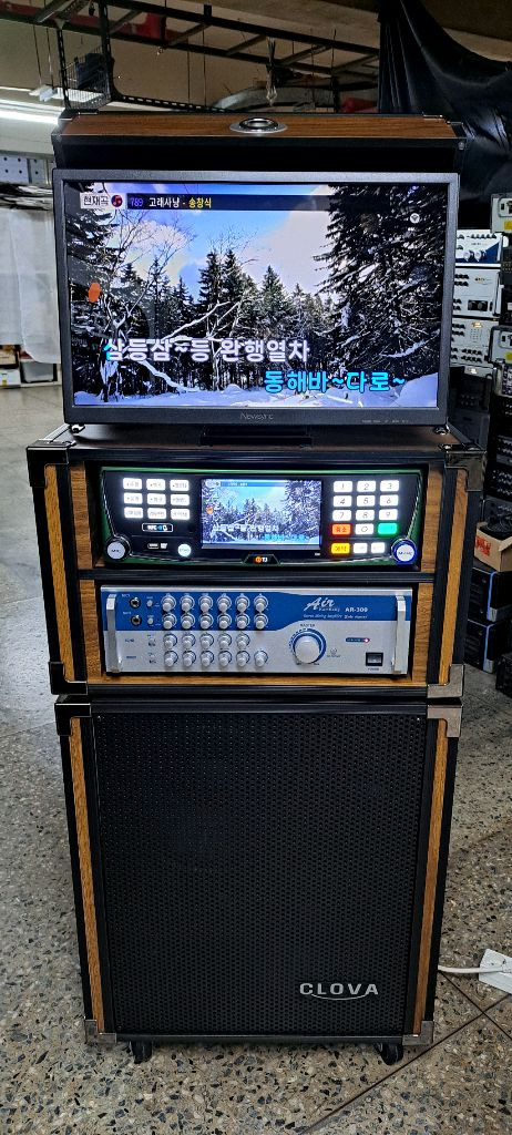 태진 노래방반주기 이동식세트 판매합니다 이미지