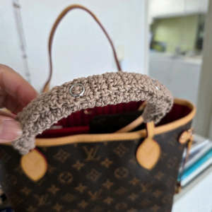 루이비통 네버풀 이미지