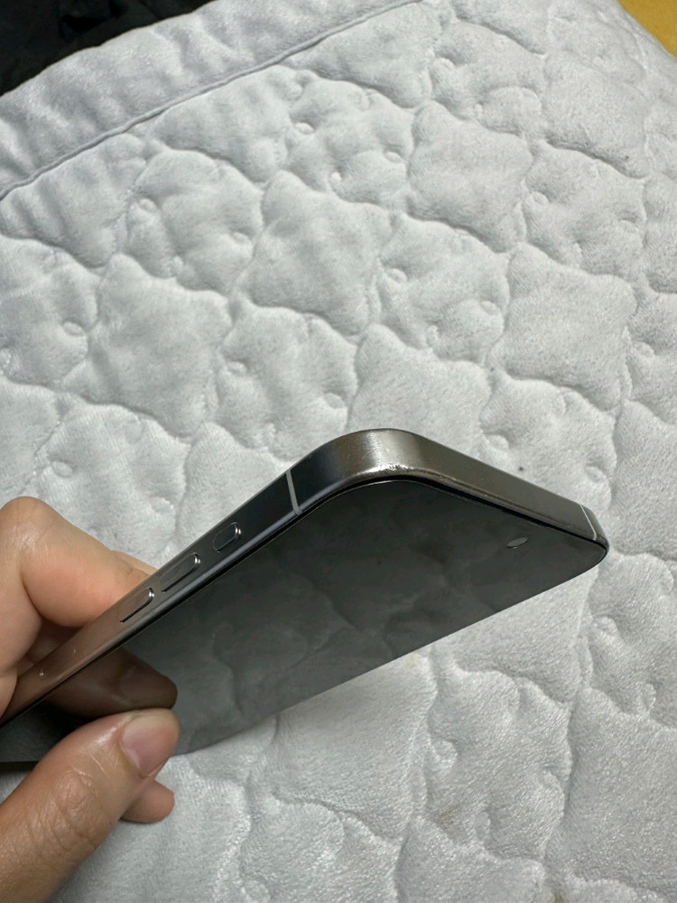 아이폰 15 프로맥스 256 배터리 99% 이미지