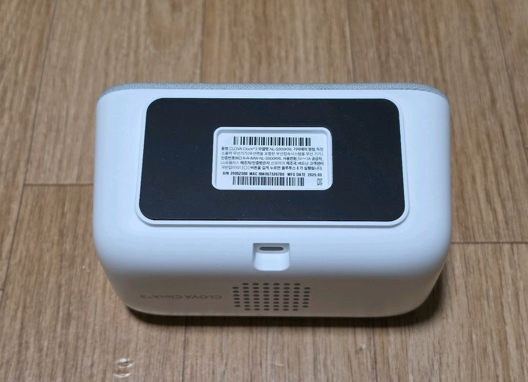 클로바클락+ 3세대 Ai 스피커 풀박스 이미지