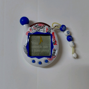 다마고치 하네룻치2 흑다 이미지