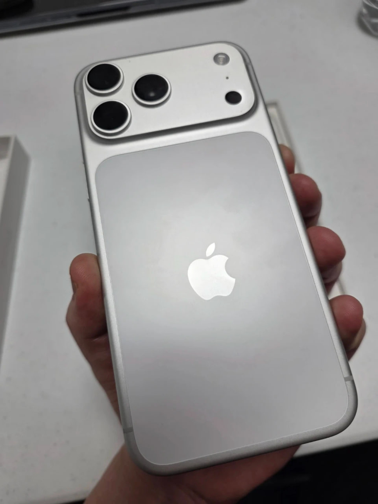 아이폰17프로맥스 실버 256 자급제 이미지