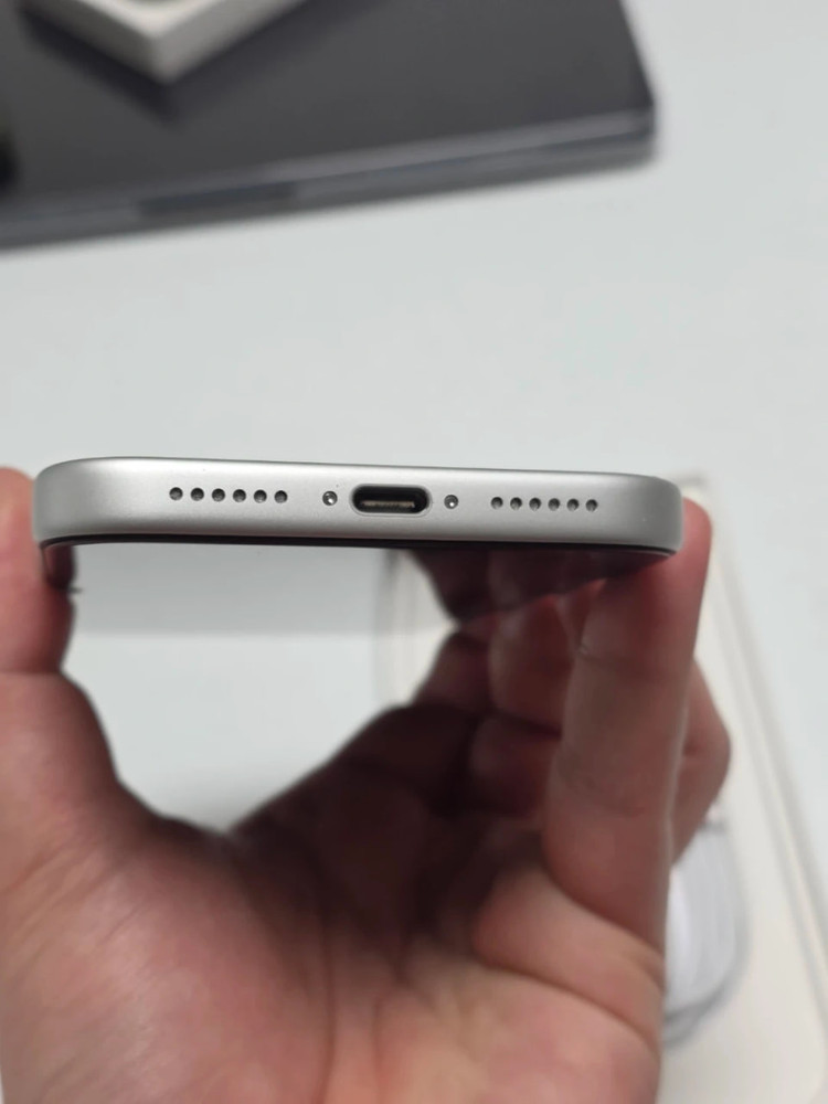 아이폰17프로맥스 실버 256 자급제 이미지