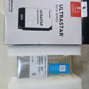8TB SATA 하드디스크 이미지