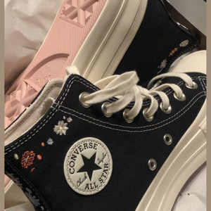 컨버스 하이 자수 Converse Wmns Chuck Taylor All 이미지