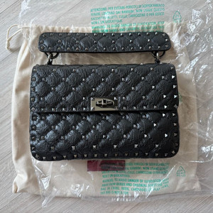 발렌티노 락스파이크 미디움 이미지