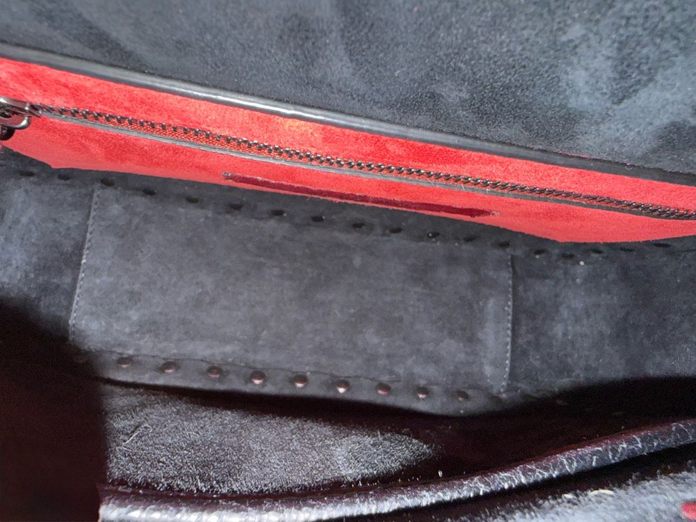 발렌티노 락스파이크 미디움 이미지