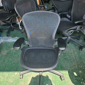 수입명품의자 허먼밀러에어론 b사이즈 이미지