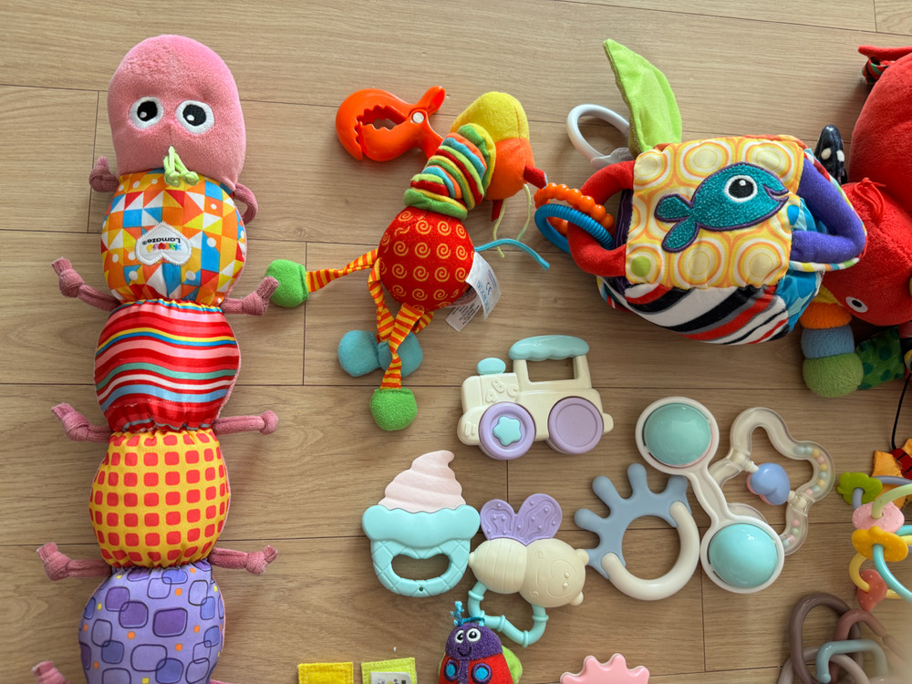 아기 장난감 일괄 코야 라마즈 애벌레 치발기 딸랑이 등 이미지