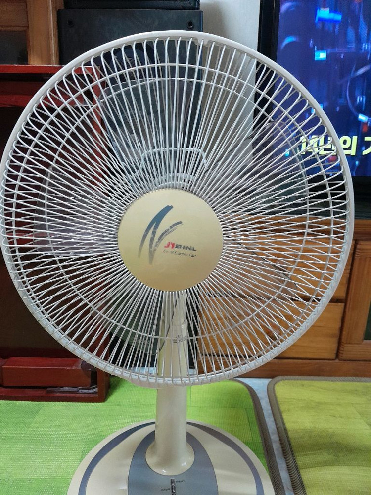 중고 신일 선풍기 (리모컨 o) 19900원 이미지