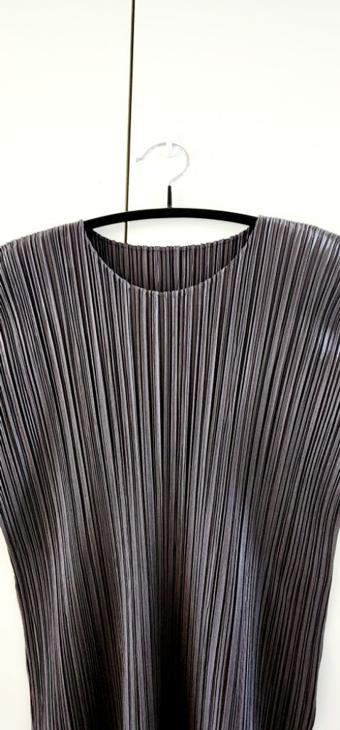 플리츠플리즈 긴팔 이미지