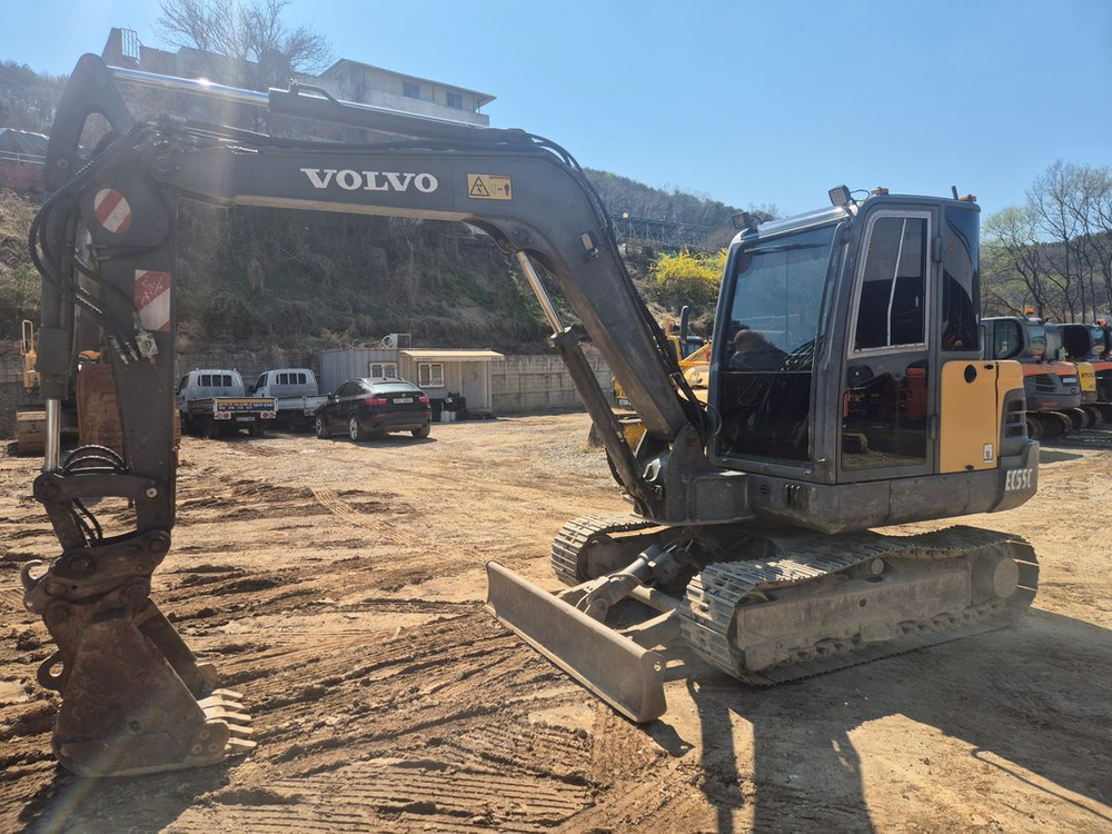 볼보 굴삭기 EC55C 2008년식 7900시간 저가동 장비~!! 이미지