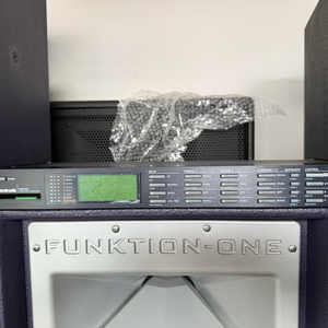Tc electronic m2000 멀티 이펙터 팝니다 이미지