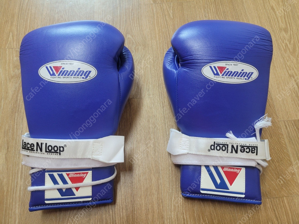 위닝글러브 12온스 블루 레이스 팝니다. 이미지