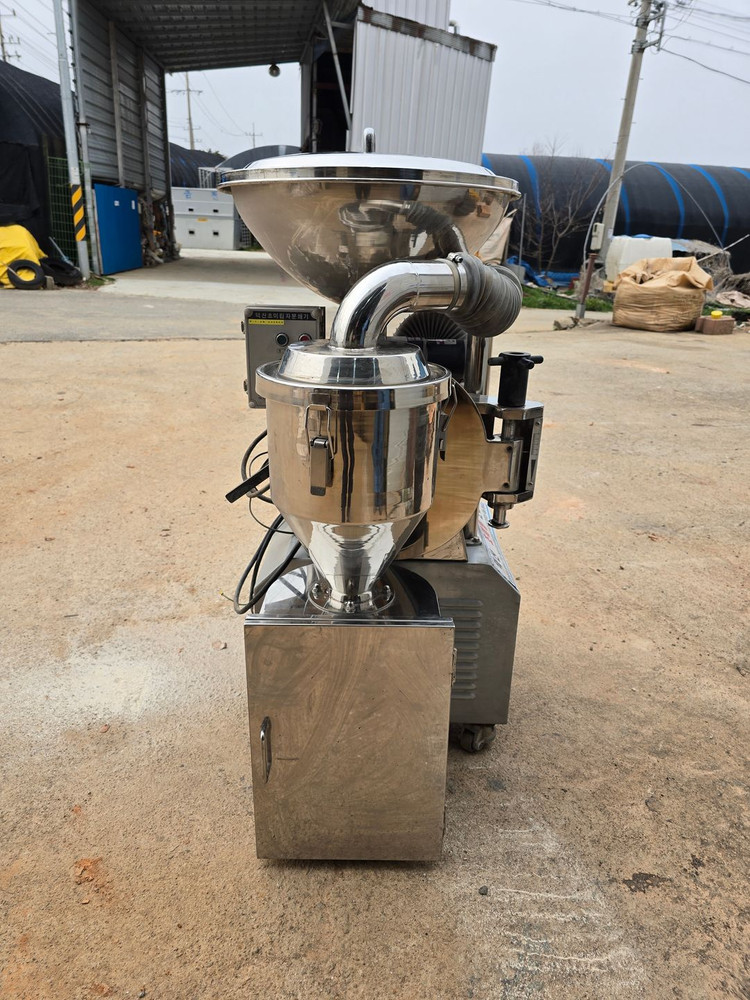 덕산 초미립분쇄기 판매합니다 이미지