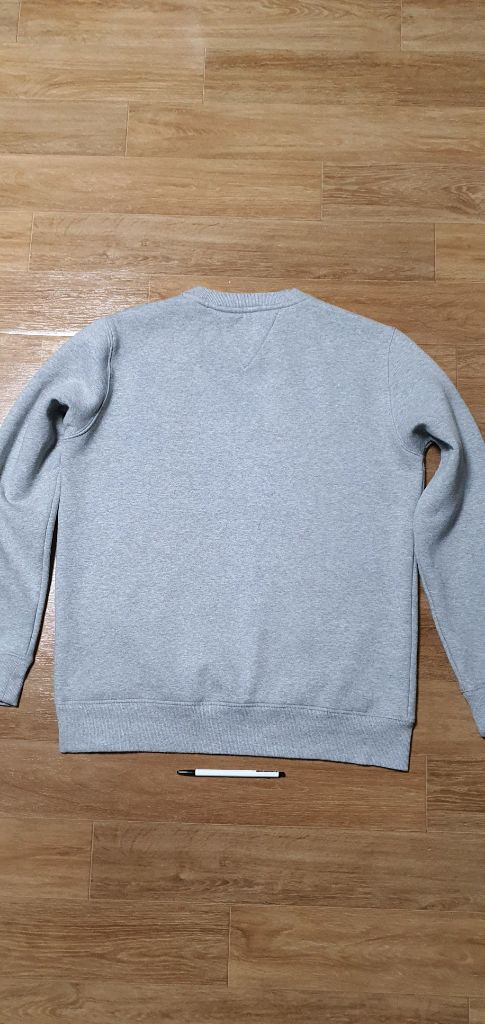 남.M) 타미힐피거 남성 긴팔 맨투맨 (기모) 여성가능 / 토미힐피거 티셔츠 사무 트레이닝 보온 이미지