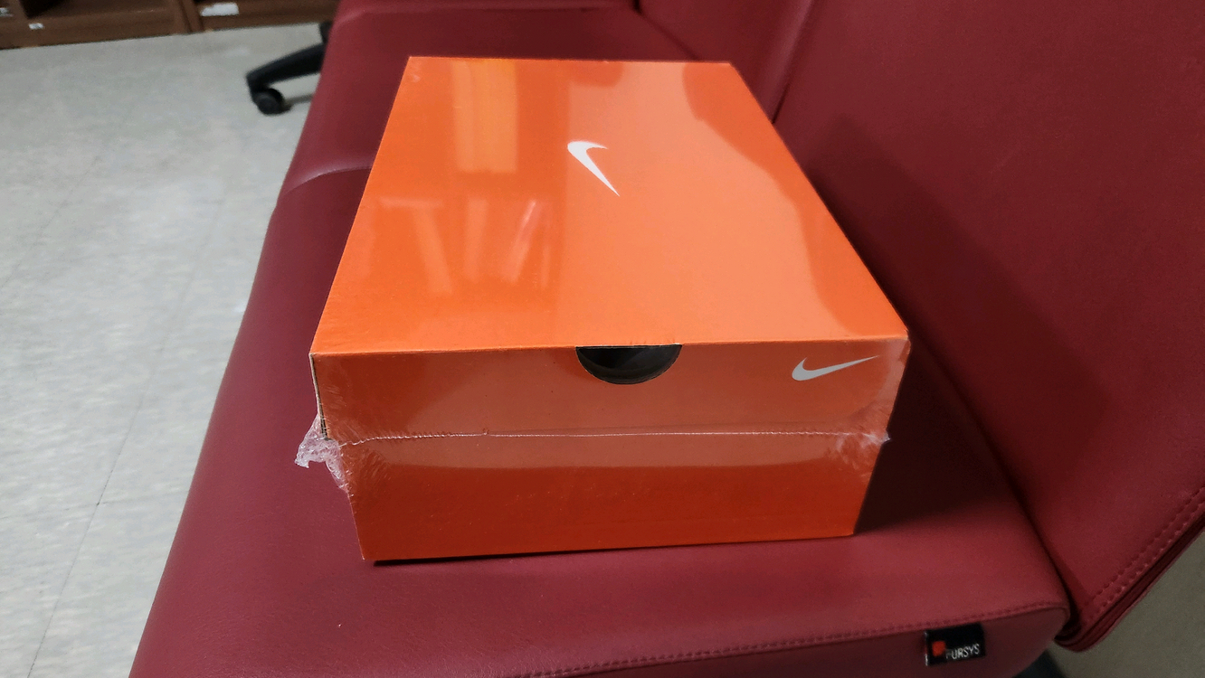 나이키 보메로 18 고어텍스 260mm 이미지