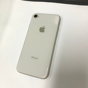 아이폰8 64GB 실버 중고폰 배터리87% 사진폰 카메라폰 인스타 레트로감성 210826 이미지