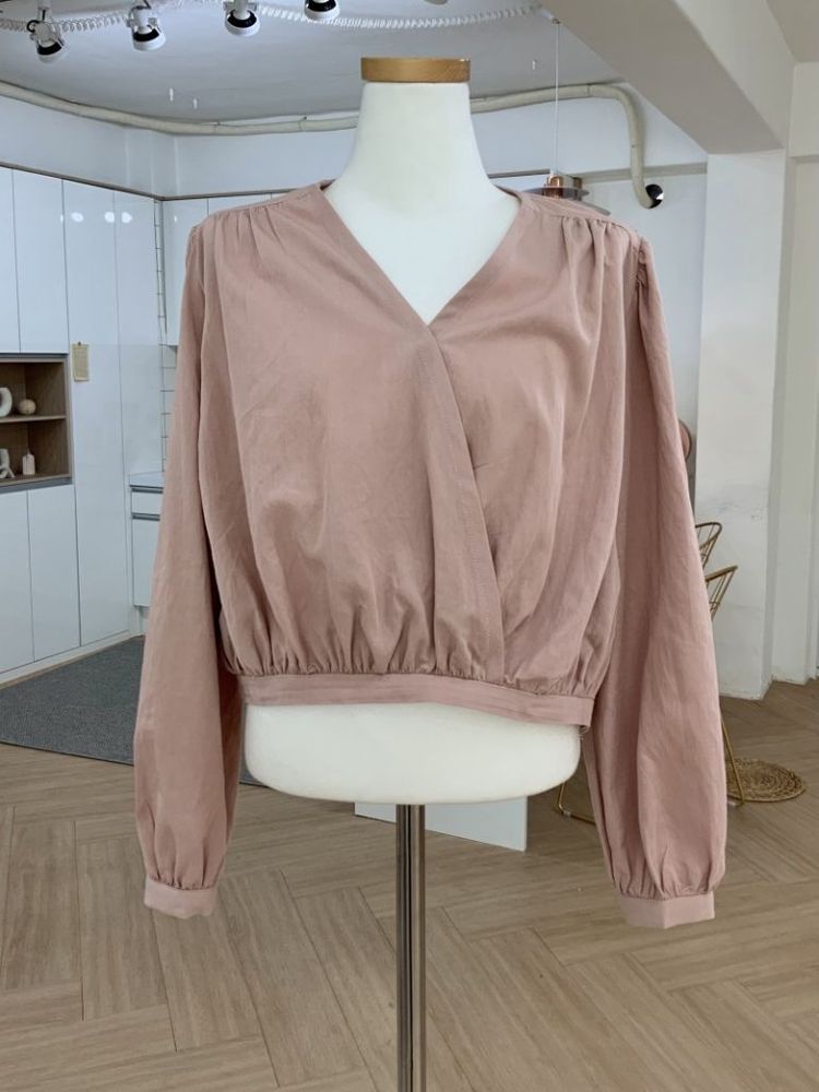 피팅상품 도매가이하) 멜라운지 셔링 랩 블라우스 핑크 이미지